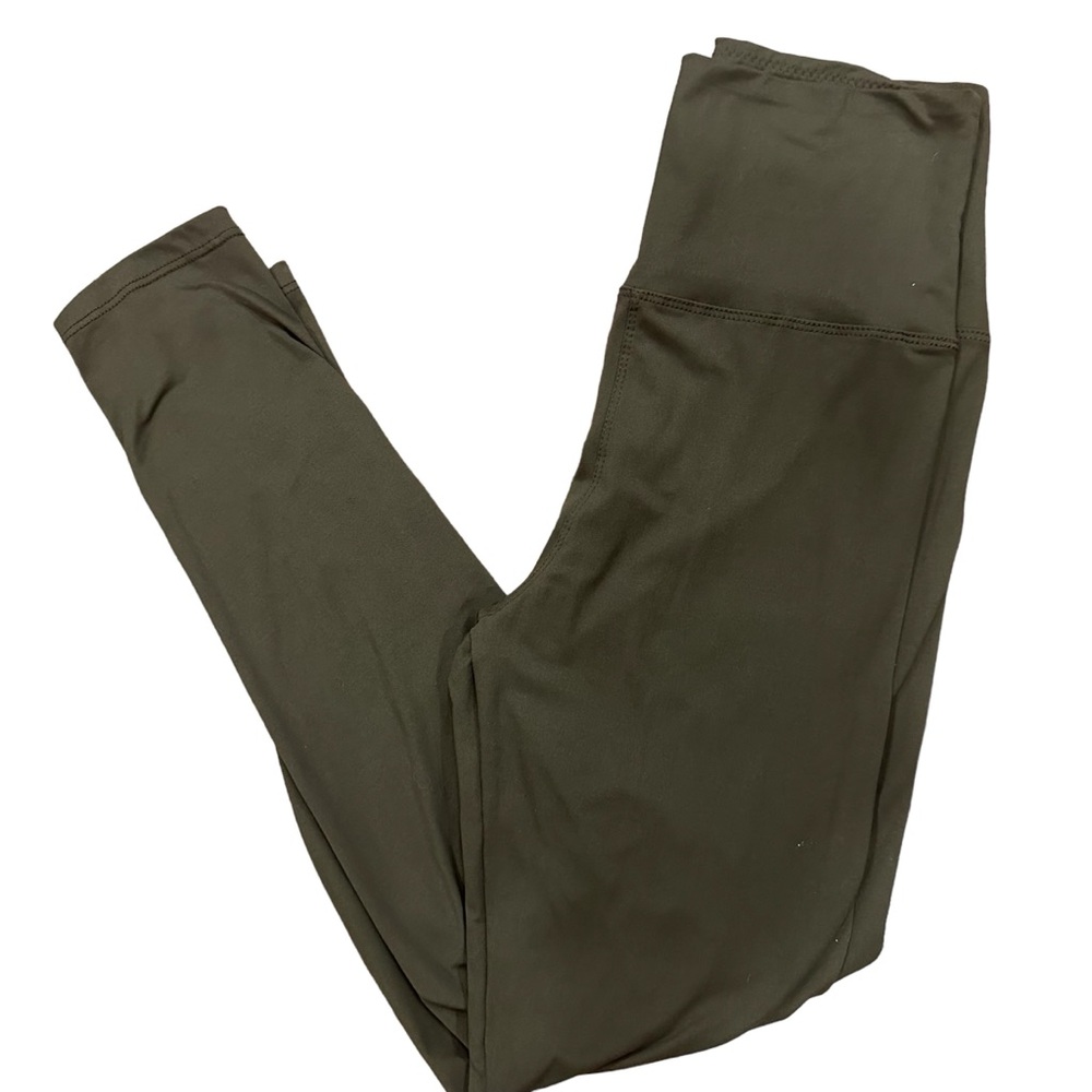 Women’s moss green stretchy leggings. OS.